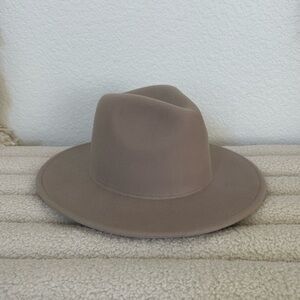 Gigi Pip Hat - Taupe, Size 55